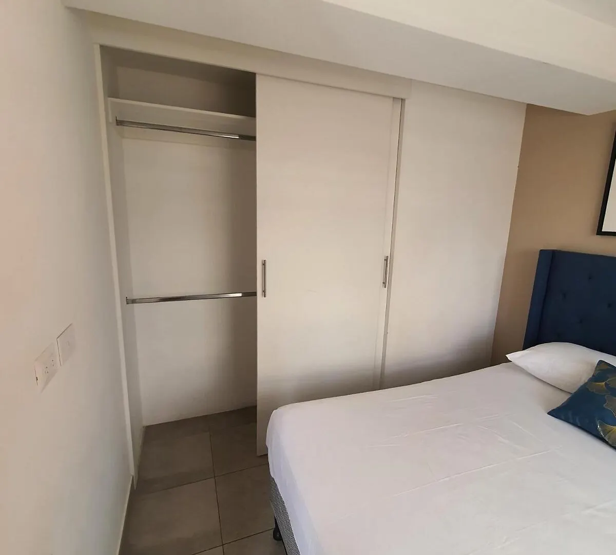 Alojamiento 2 Habitaciones Y Parqueo Guatemala 0*, Guatemala City
